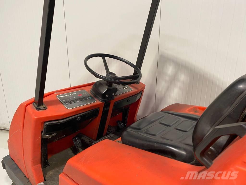 CUSHMAN SHUTTLE 4G pc_sweepers