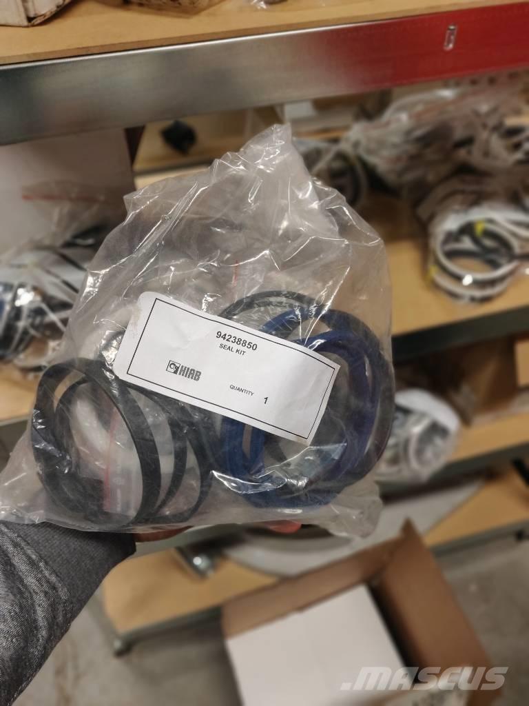 CUSHMAN SHUTTLE 4G pc_forestryhydraulics