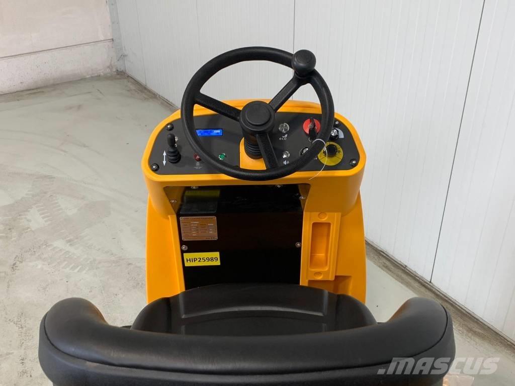 CUSHMAN SHUTTLE 4G pc_sweepers