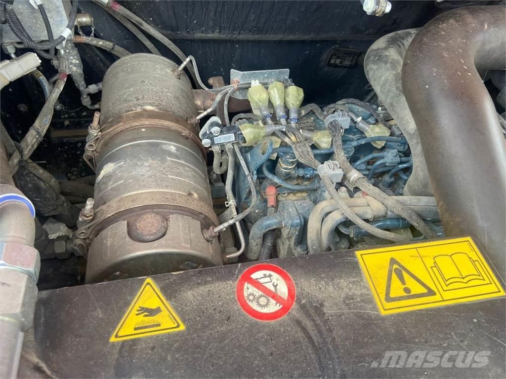 Kubota KC300 (7698) pc_trackeddumpers