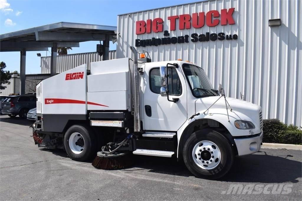 CUSHMAN SHUTTLE 4G pc_sweepers