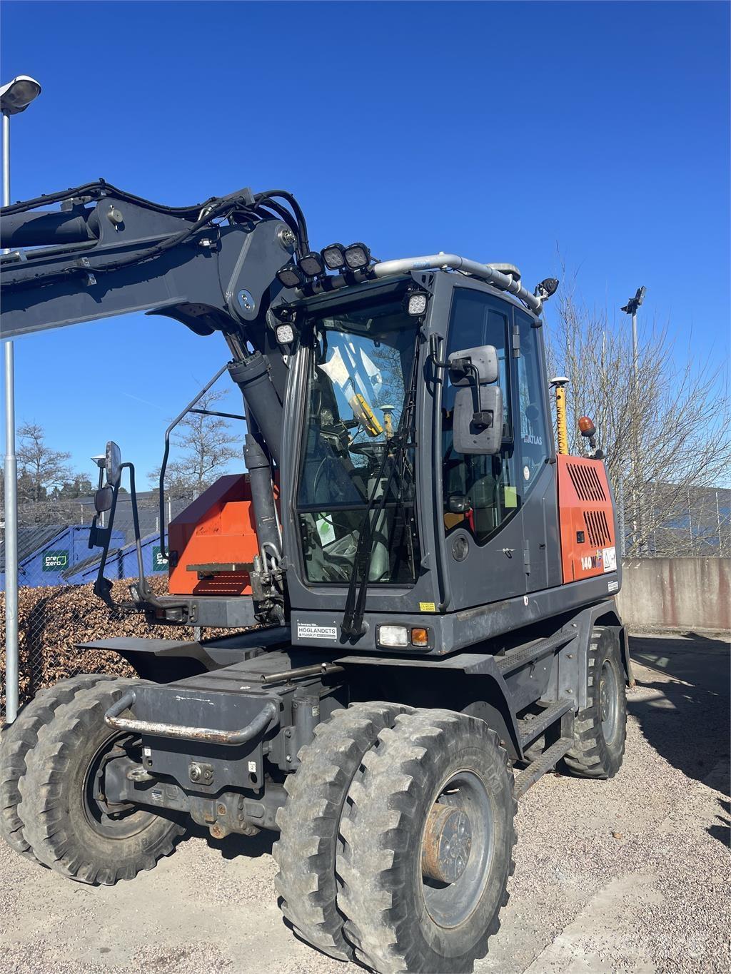 Atlas 140W pc_wheelexcavators