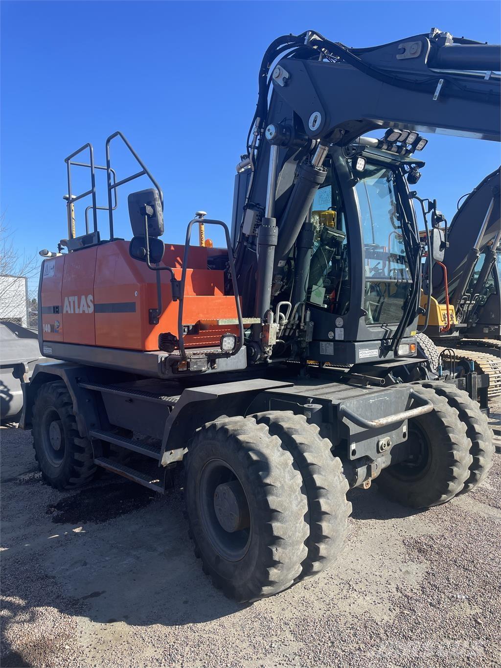 Atlas 140W pc_wheelexcavators