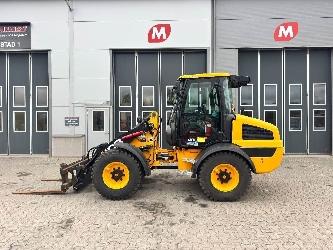 JCB 409