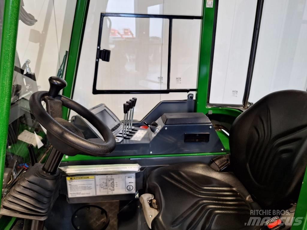 Combilift CBE2500 pc_FourWayTrucks