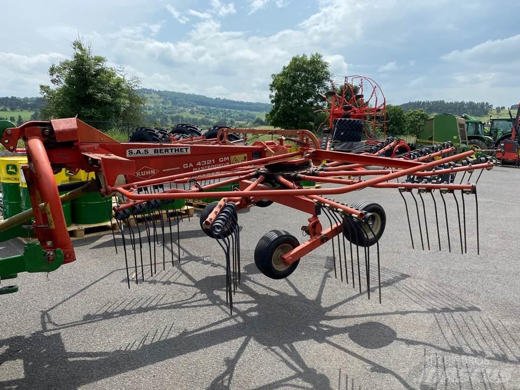 Kuhn GA4321GM pc_Windrowers
