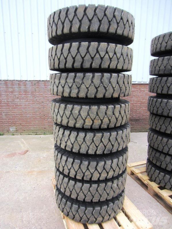 Kumho 354A pc_constructiontyres