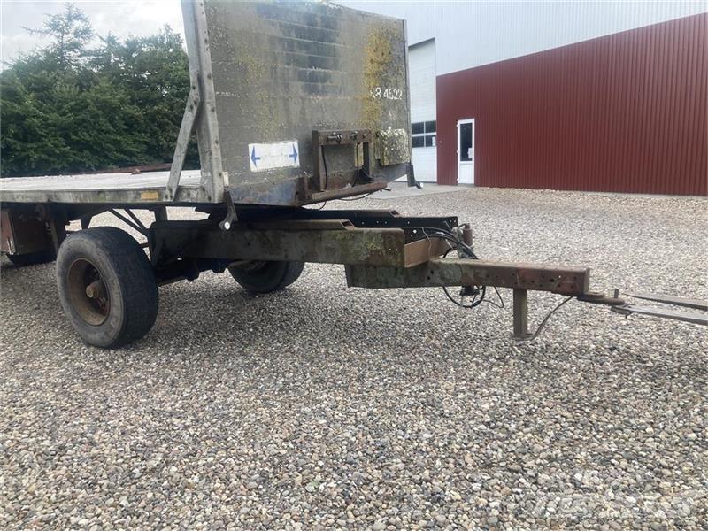  - - - pc_AgriBaleTrailers