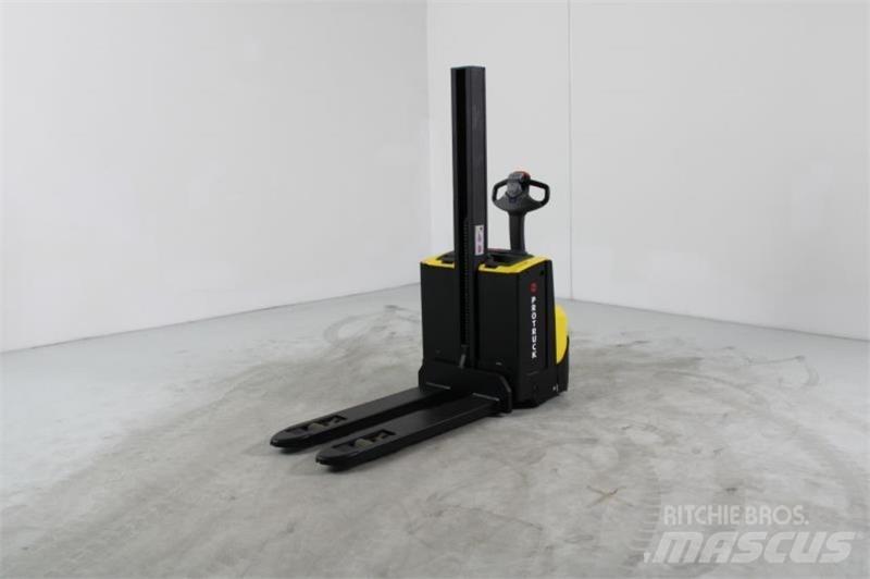 BT SWE080L pc_selfpropelledstackers