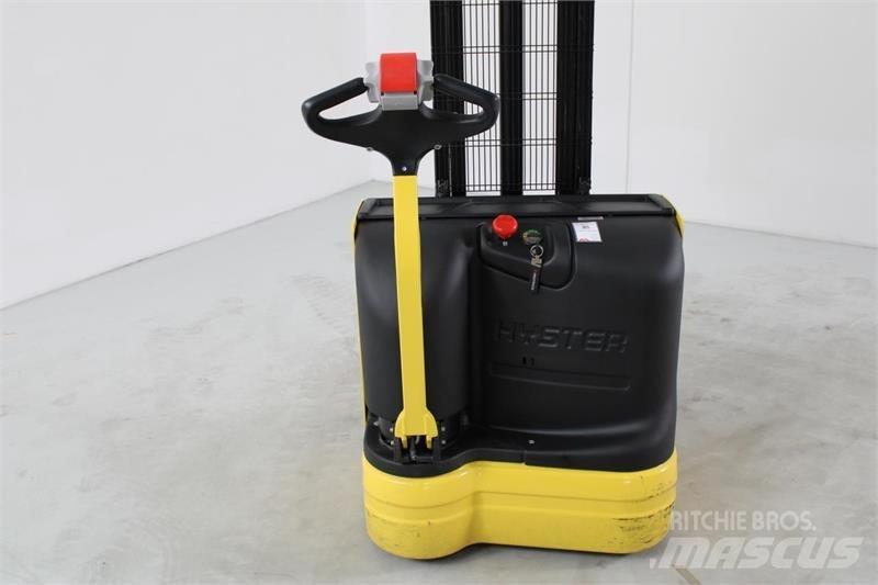 Hyster S1.0E pc_selfpropelledstackers