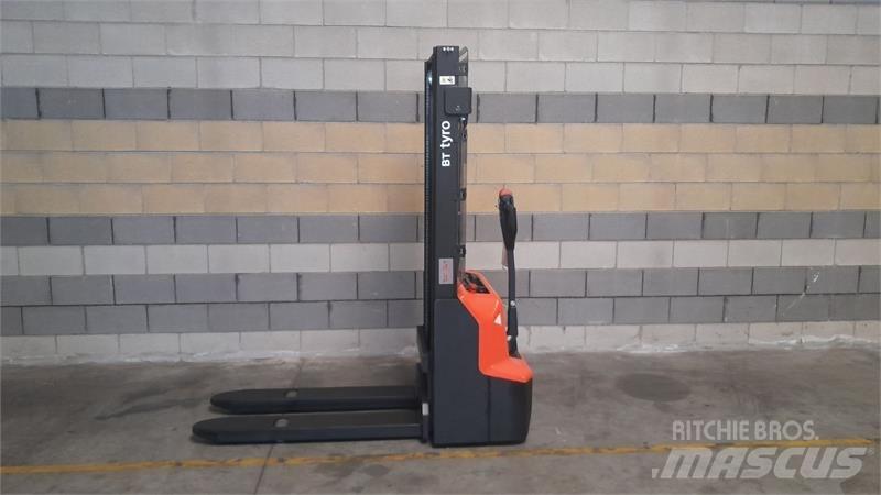 BT SHE100 pc_handpalletstackers