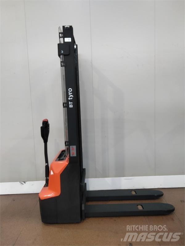 BT SHE100 pc_handpalletstackers