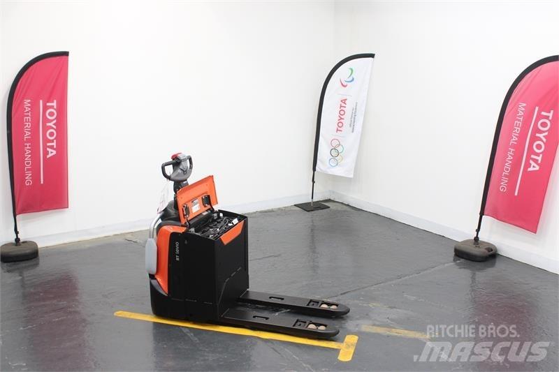 BT LPE250 pc_platformlowlifters