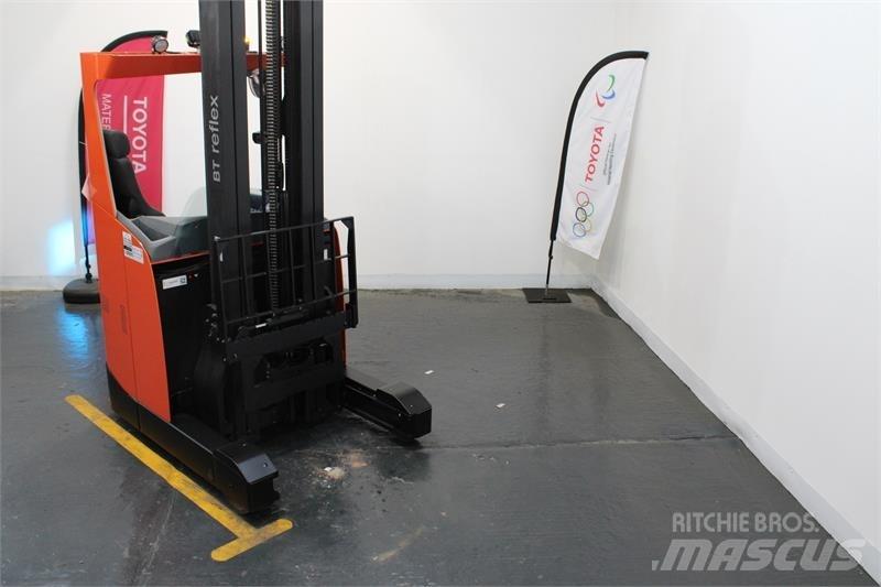 BT RRE140 pc_reachtrucks