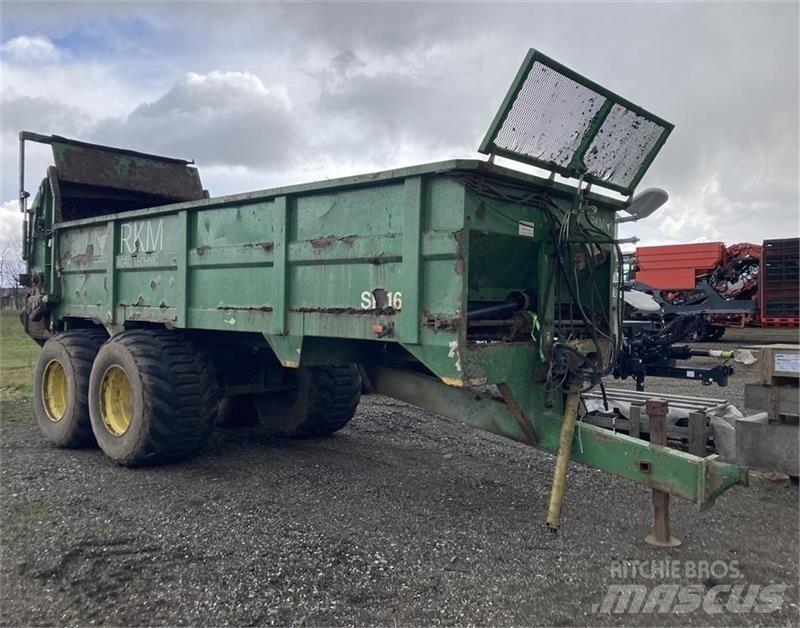 RKM SP 16 pc_ManureSpreaders